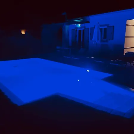 Vila Varkoula Lixouri