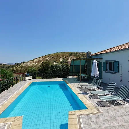 Vila Varkoula Lixouri